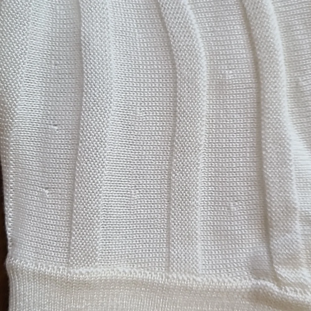 🎉Host Pick🎉 Calvin Klein Ribbed Knit Sweater Dress - Picture 4 of 11